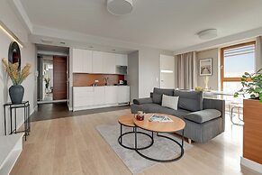 Aura - Riverside & Parking by Downtown Apartments