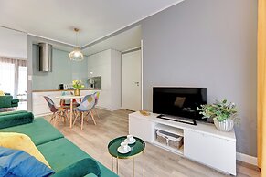 Aura - Riverside & Parking by Downtown Apartments