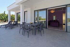 Continent Villas - Villa VIP