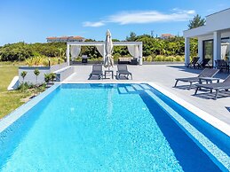 Continent Villas - Villa VIP