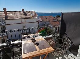 Beachfront Apartments for Relaxing Getaways in Crikvenica