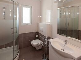 Beachfront Apartments for Relaxing Getaways in Crikvenica