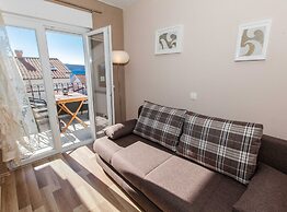 Beachfront Apartments for Relaxing Getaways in Crikvenica