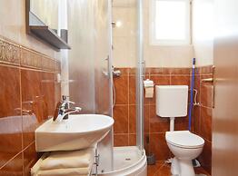 Charming Retreat Near Rovinj With Private Balcony