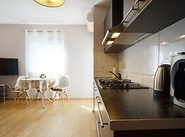 Charming Retreat Near Rovinj With Private Balcony