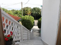 Serene Sea View Krk Apartment With Balcony