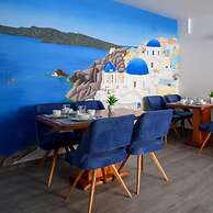 Oasis Suites Fira
