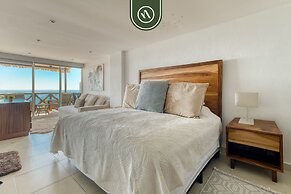 Ibiza 104 Gh03 in Acapulco
