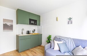 Lavie Maison Studio Quip