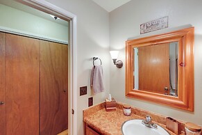 Quiet Cabin w/ Deck: Near Lake Almanor!