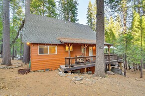 Walk to Beach: Arnold Cabin w/ Wood-burning Stove!