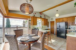 Mt. Nebo Oasis in La Mesa w/ Wraparound Deck