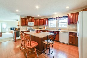 Walk to Ohio River: Golconda Home w/ Water Views!