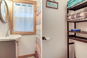 Fish Year-round: Riverfront Cottage in Rhinelander