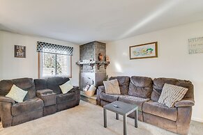 Camillus Home w/ Deck + Yard: Bring a Pet!