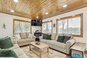 Riverfront Home w/ Private Dock in Wisconsin Dells
