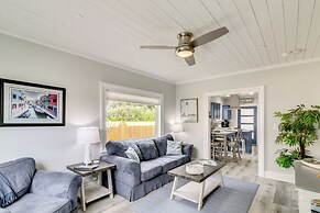 5 Mi to Dtwn: Bright Home w/ Yard in Pensacola!