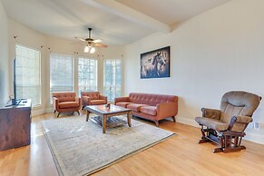 Serene 50-acre Nature Retreat Near Melissa & Anna