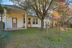 Serene 50-acre Nature Retreat Near Melissa & Anna