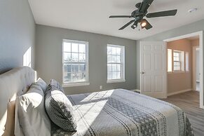 Serene 50-acre Nature Retreat Near Melissa & Anna