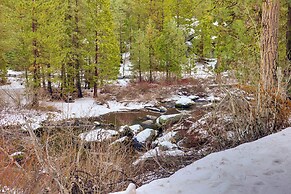 5 Mi to Dodge Ridge: Cabin in Strawberry