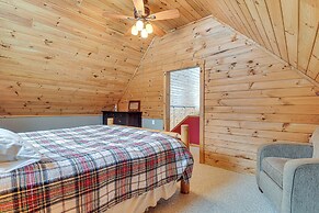 Snowmobiling On-site: Secluded Vermont Getaway