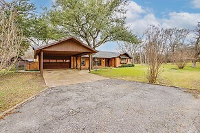 Private Pool & Patio: Fort Worth Area Home