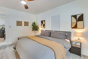 3 Mi to Downtown Youngstown: Updated Apartment