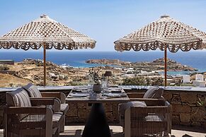 Maximus Mykonos