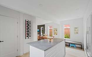 Modern Kits Family Duplex