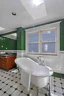 Historic Hideaway in BC