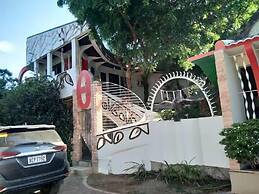 Junivsel's Beach House With Private Pool