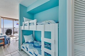 0402 Modern Greece 1 Bedroom Condo