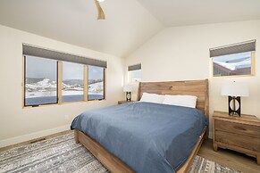 Lupine Cabin 4 Bedroom Cabin