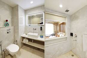 Hotel Krishna Plaza  BY M S Hospitality