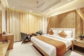 Hotel Krishna Plaza  BY M S Hospitality