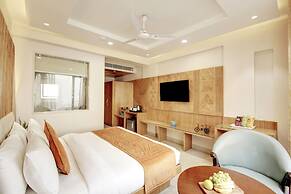 Hotel Krishna Plaza  BY M S Hospitality