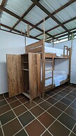 Pacific Waves Hostel & Surf