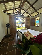 Pacific Waves Hostel & Surf