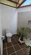 Pacific Waves Hostel & Surf