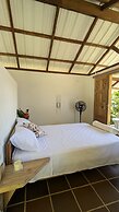 Pacific Waves Hostel & Surf