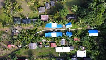 Pacific Waves Hostel & Surf