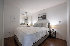 Fort York Suites