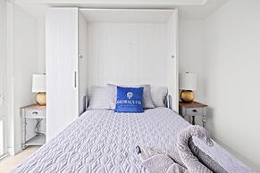 GLOBALSTAY Teahouse Condos in DT Toronto