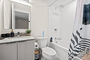 Teahouse Condos in Downtown Toronto
