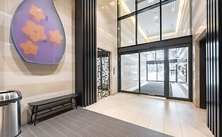 GLOBALSTAY Teahouse Condos in DT Toronto