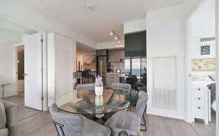 Teahouse Condos in Downtown Toronto