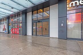 GLOBALSTAY Teahouse Condos in DT Toronto