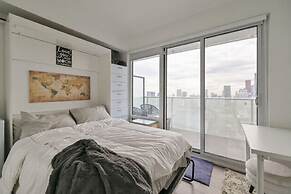 Teahouse Condos in Downtown Toronto