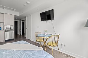 Teahouse Condos in Downtown Toronto